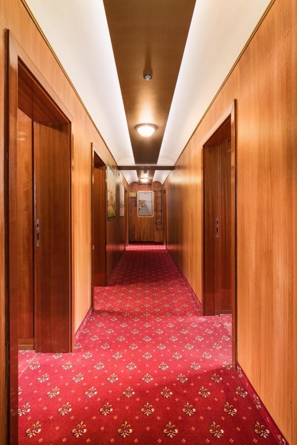Hotel Du Train มิวนิก ภายนอก รูปภาพ